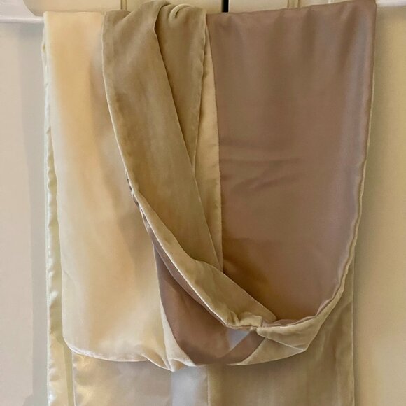 Satin and velvet shawl/wrap -- cream and taupe . New with Tags. Coldwater Creek - Picture 2 of 6